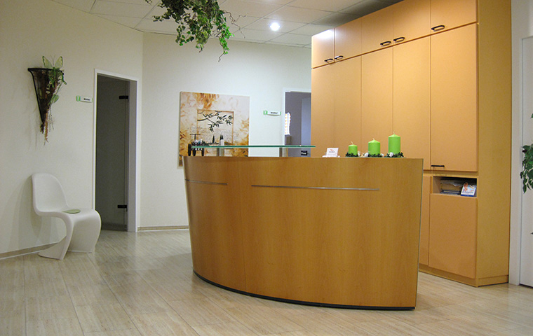 Romantisch schönes Foto mit roten Hausdächern